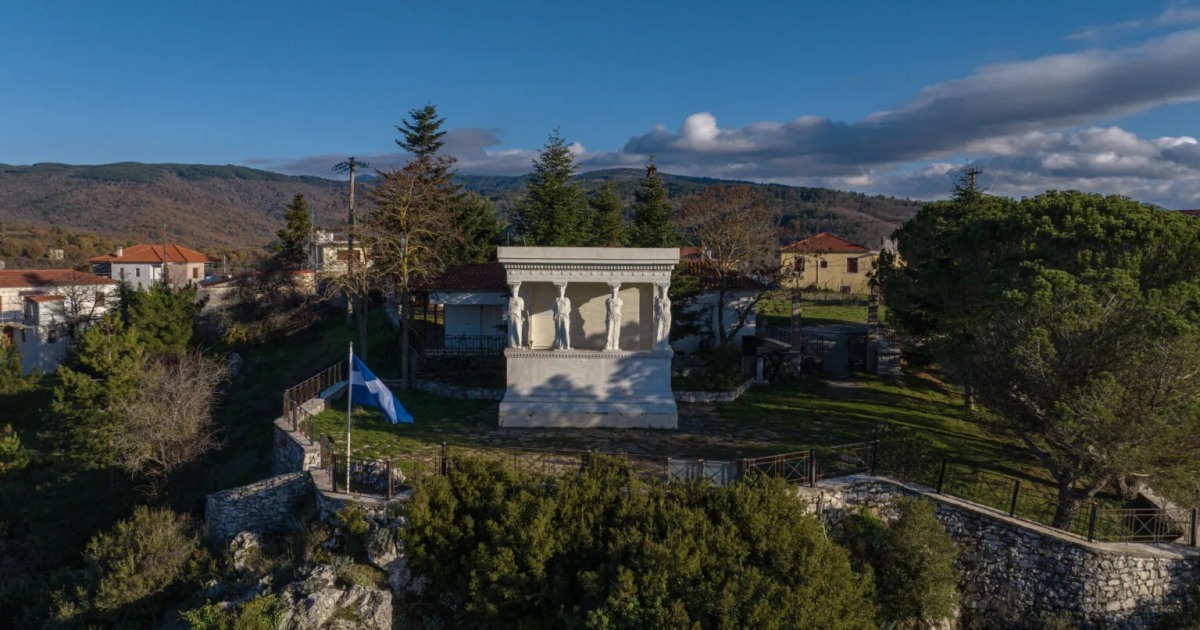 karies lakonias 06 1200